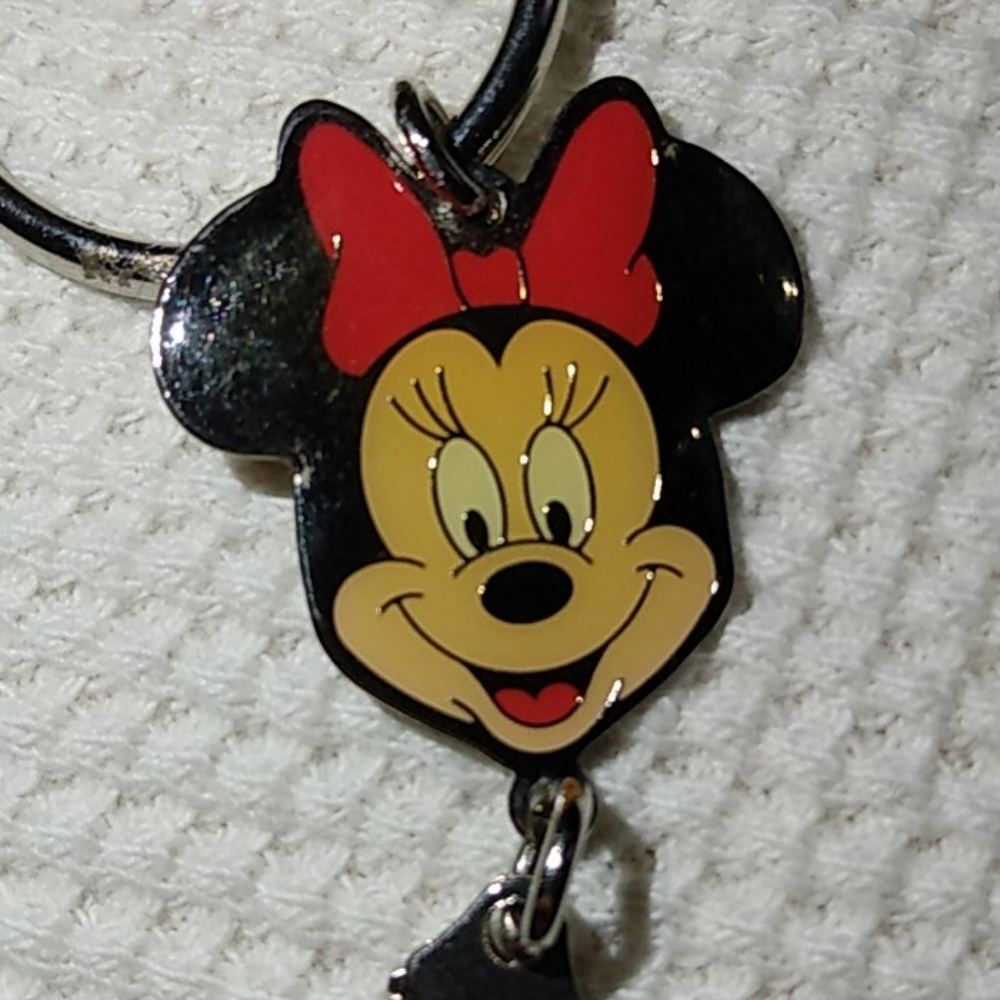Disney Keychain - Picture 6 of 7